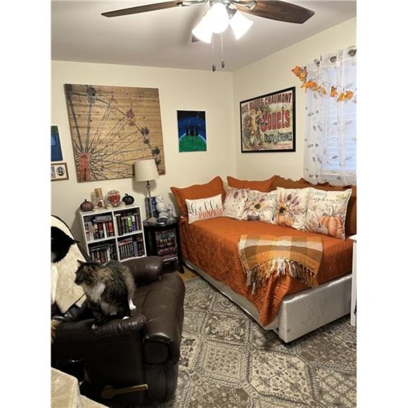 Set of 4 Thanksgiving Throw Pillow Covers  |  18 x 18 Inches - Picture 7 of 8